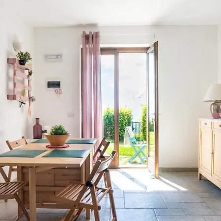 Casale In Vigna, Cinqueterrecoast * Казарца-Лигуре