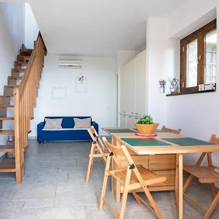 Casale In Vigna, Cinqueterrecoast *