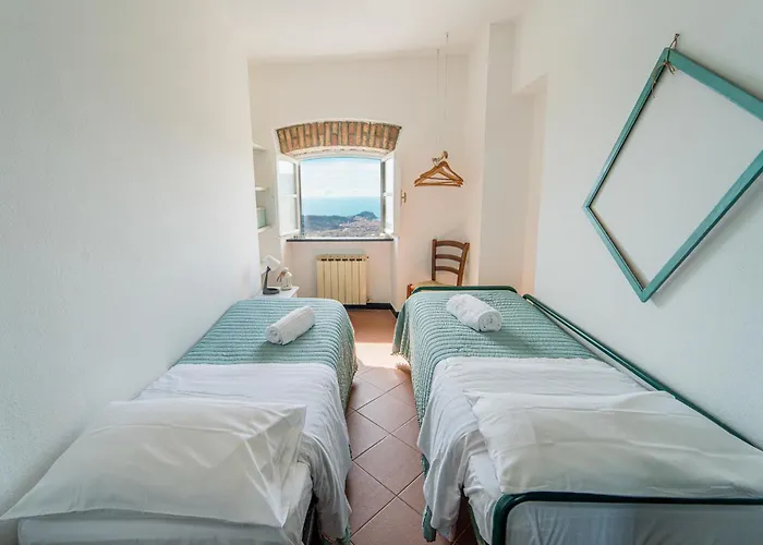 Casale In Vigna, Cinqueterrecoast