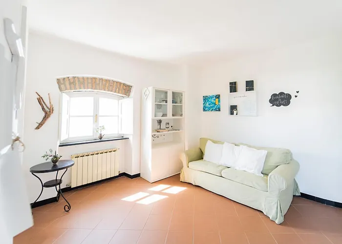 Casale In Vigna, Cinqueterrecoast * Casarza Ligure