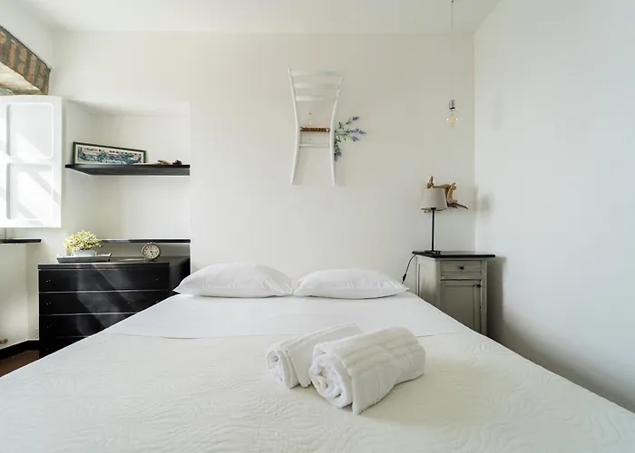 Casale In Vigna, Cinqueterrecoast