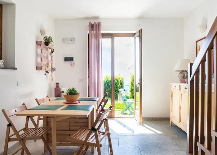 Casale In Vigna, Cinqueterrecoast * Casarza Ligure