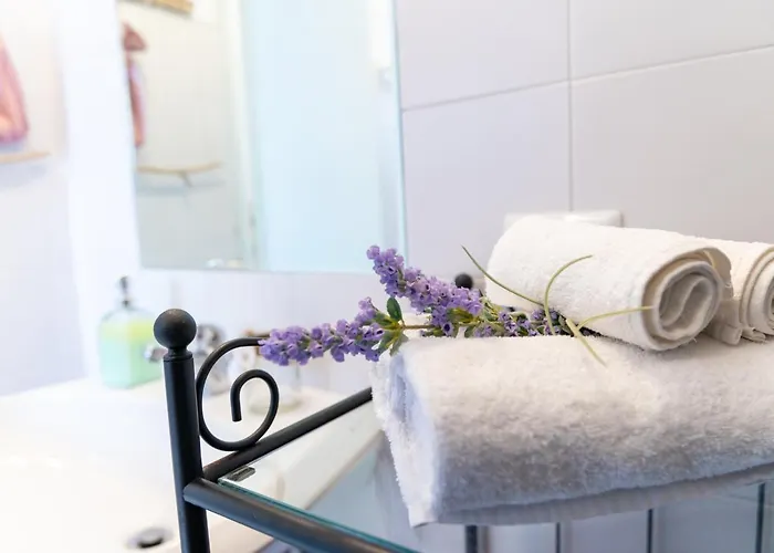 Casale In Vigna, Cinqueterrecoast * Casarza Ligure