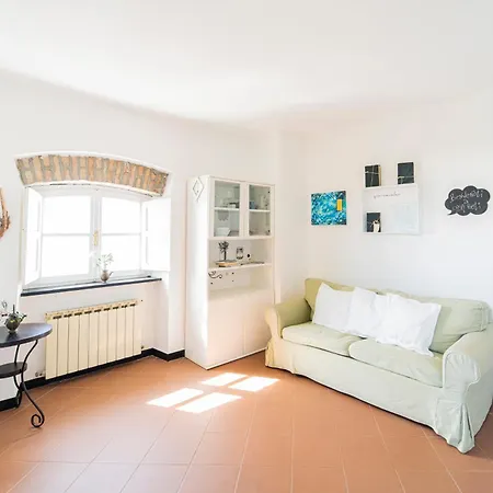 Casale In Vigna, Cinqueterrecoast * Casarza Ligure
