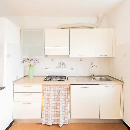 Casale In Vigna, Cinqueterrecoast * Casarza Ligure