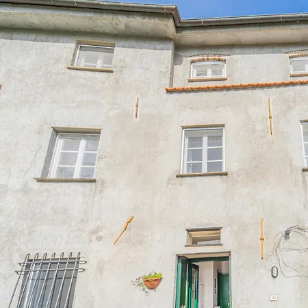 Casale In Vigna, Cinqueterrecoast * Casarza Ligure